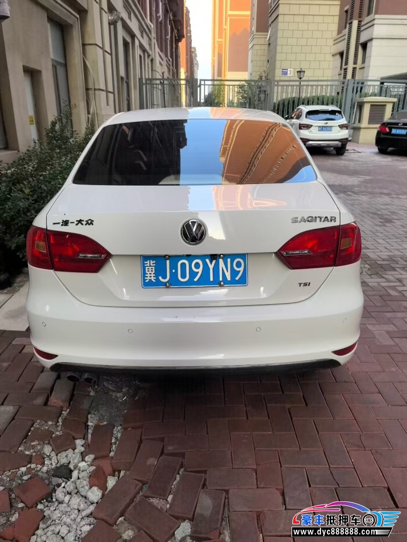 15年大众速腾轿车抵押车出售