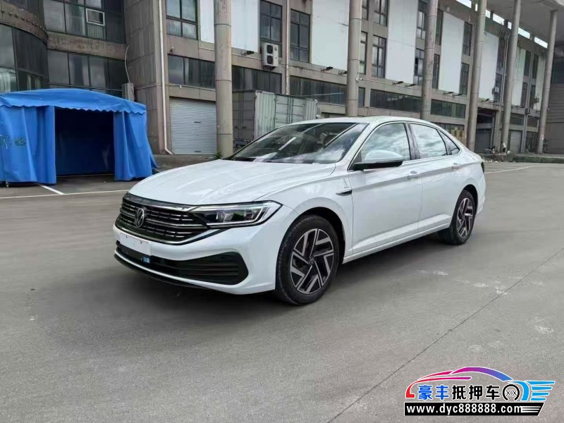 25年大众速腾轿车抵押车出售