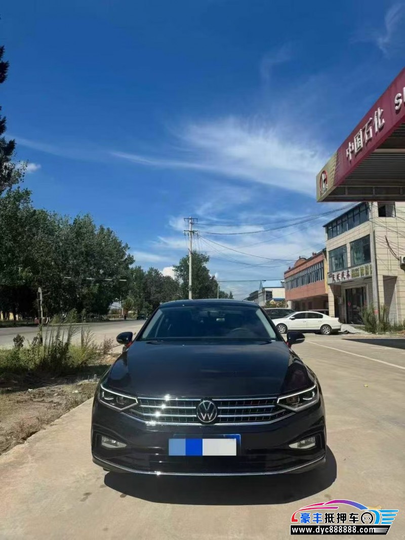 25年大众迈腾轿车抵押车出售