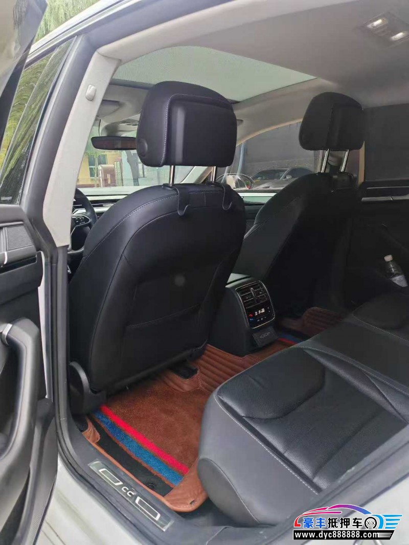 22年大众CC轿车抵押车出售