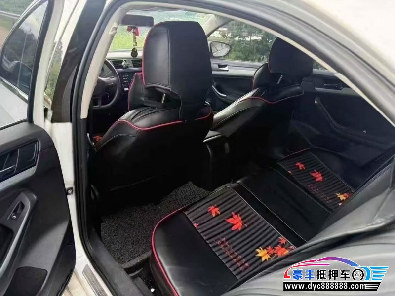 16年大众速腾轿车抵押车出售