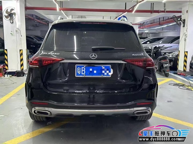 19年奔驰GLE轿车抵押车出售