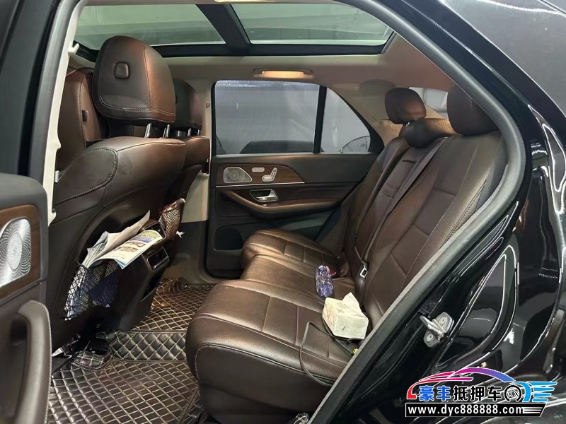 19年奔驰GLE轿车抵押车出售