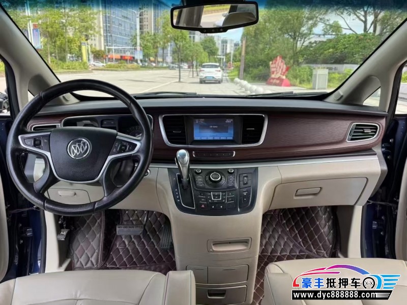 16年别克GL8轿车抵押车出售