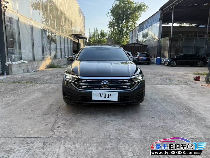 25年大众速腾轿车抵押车出售