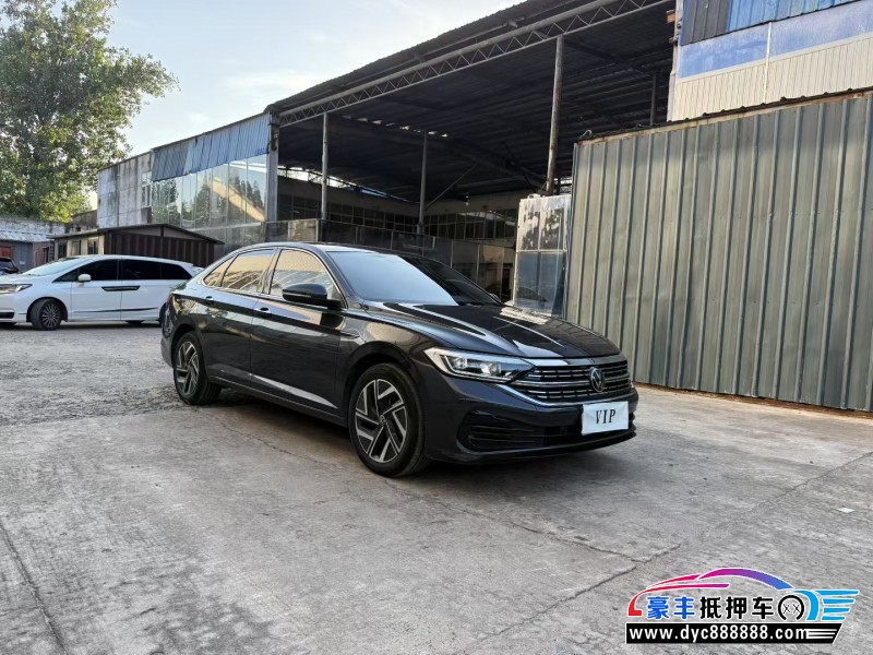 25年大众速腾轿车抵押车出售