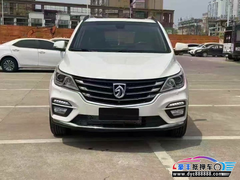 19年宝骏730轿车抵押车出售