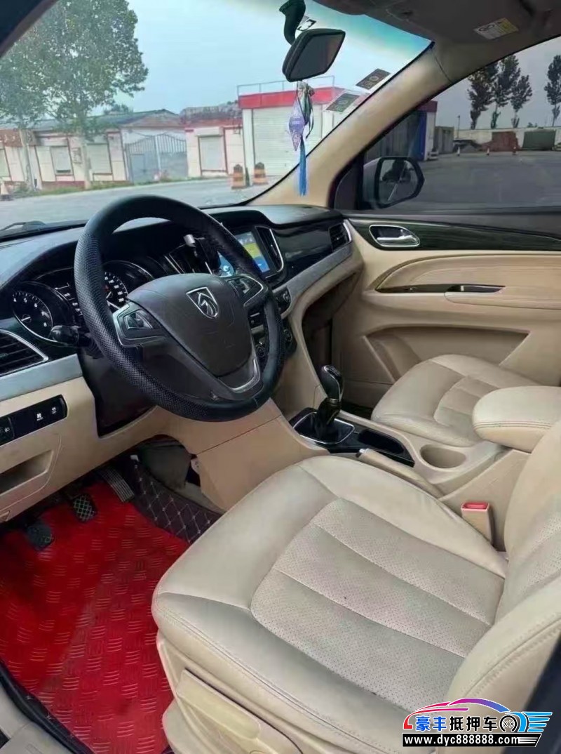 16年宝骏730轿车抵押车出售