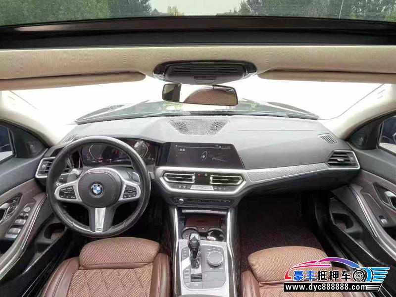 20年宝马3系轿车抵押车出售