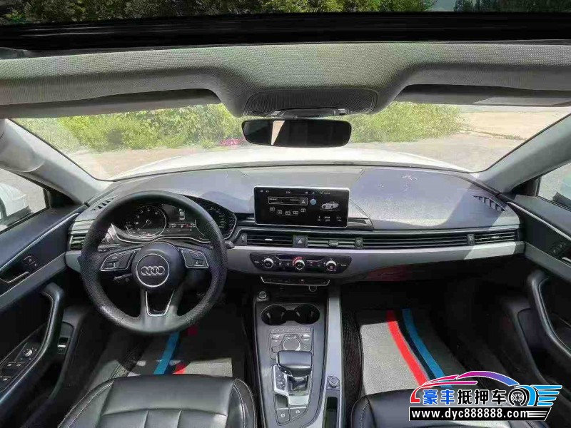 18年奥迪A4轿车抵押车出售