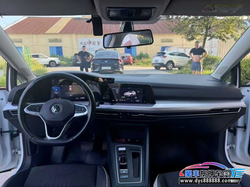 21年大众高尔夫轿车抵押车出售