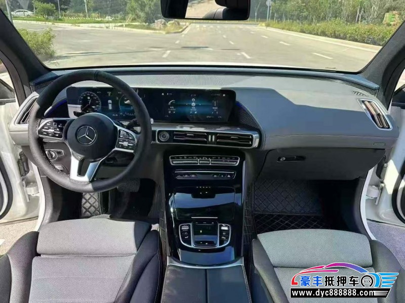 21年奔驰EQC轿车抵押车出售