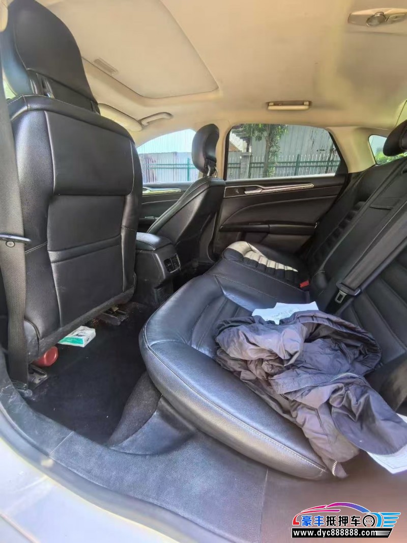 17年福特蒙迪欧轿车抵押车出售