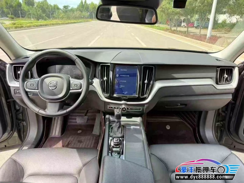 19年沃尔沃XC60轿车抵押车出售