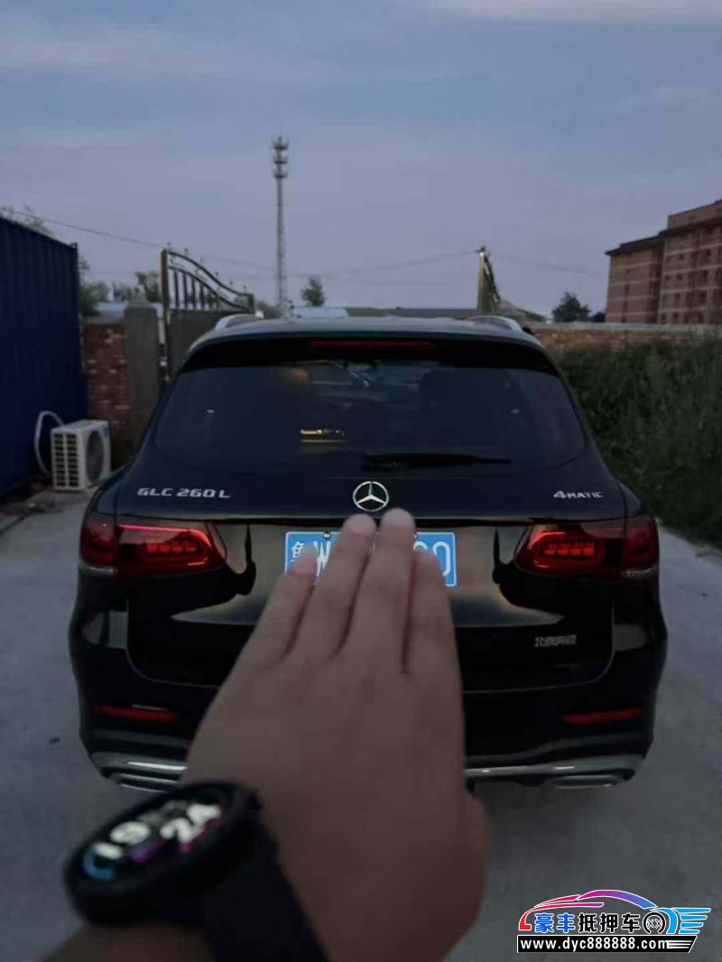 22年奔驰GLC轿车抵押车出售