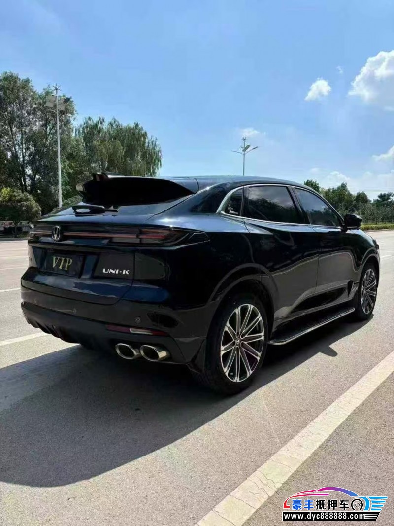 24年长安长安UNI轿车抵押车出售