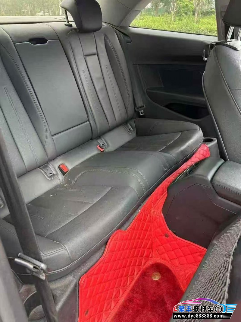 20年奥迪A5轿车抵押车出售