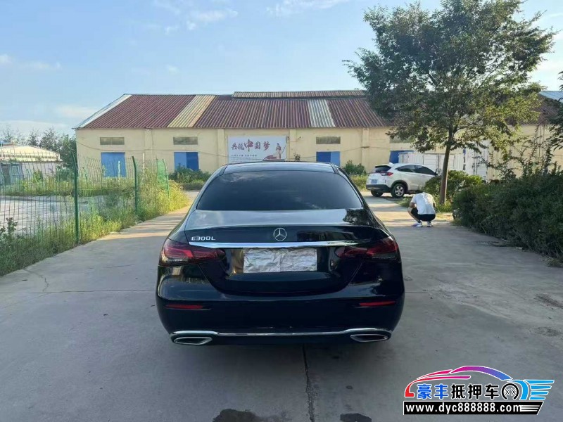 20年奔驰E轿车抵押车出售