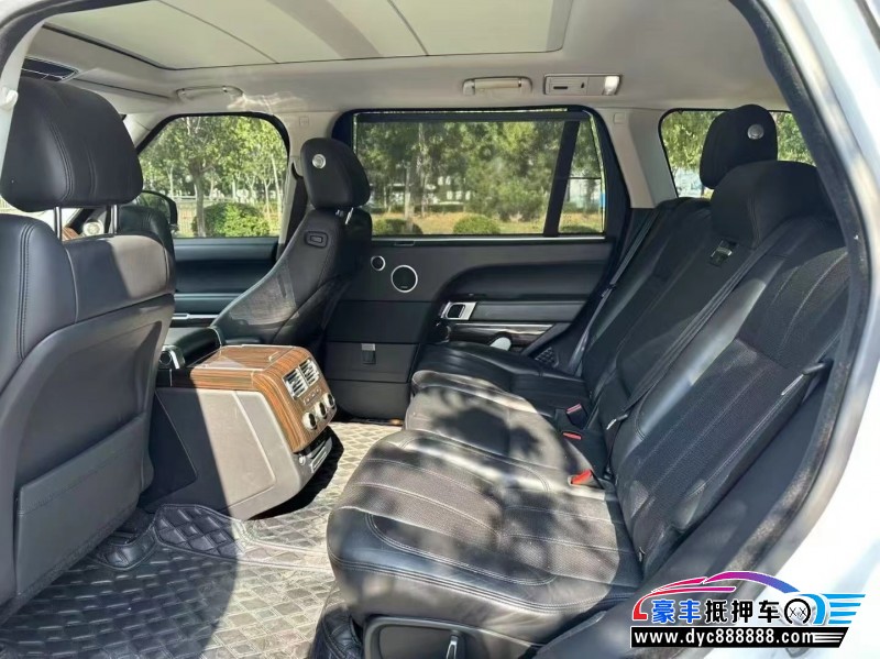 16年路虎揽胜行政轿车抵押车出售