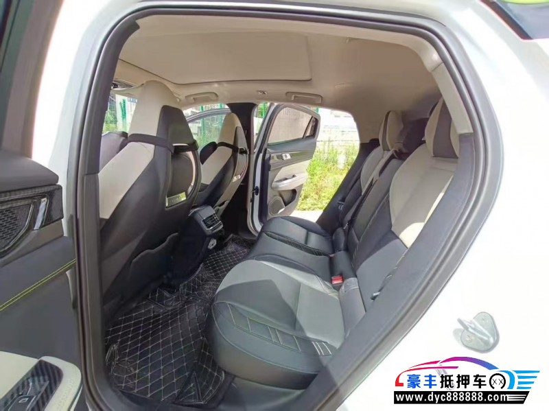 21年领克05轿车抵押车出售