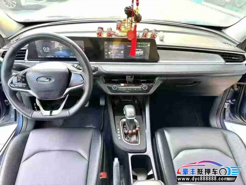 21年福特福睿斯轿车抵押车出售