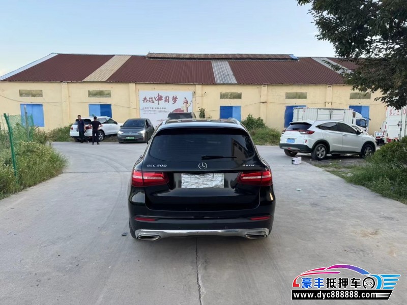 16年奔驰GLC轿车抵押车出售