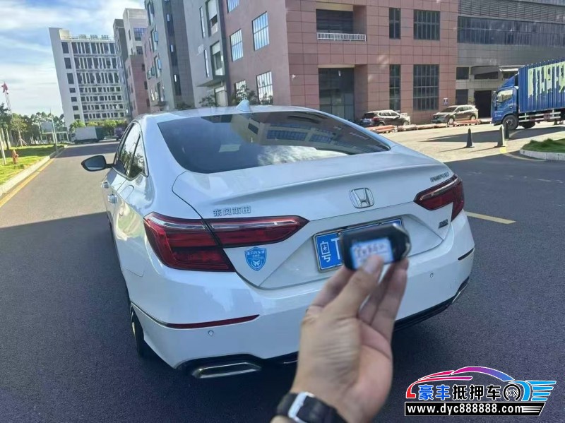 23年本田英诗派轿车抵押车出售