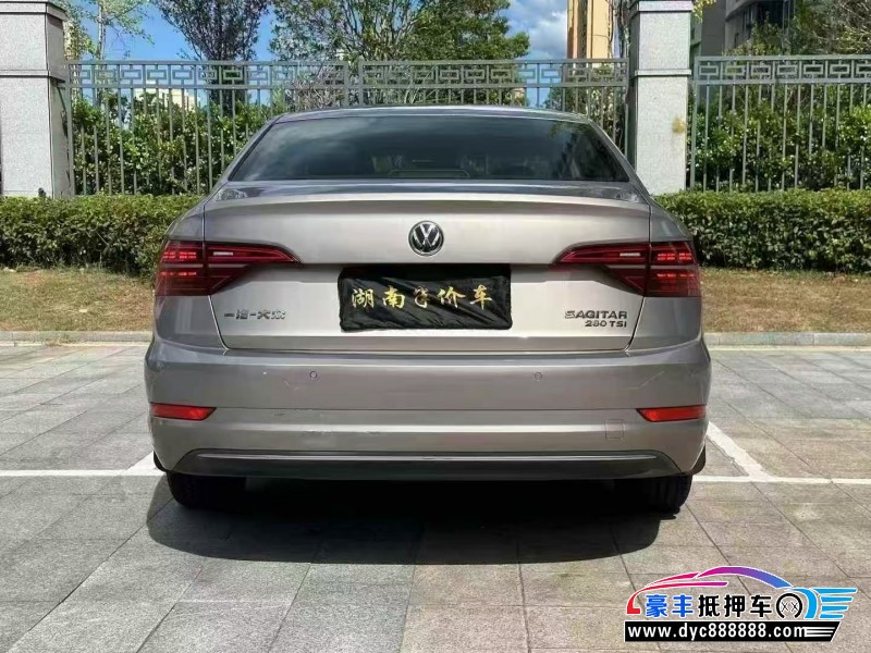 20年大众速腾轿车抵押车出售