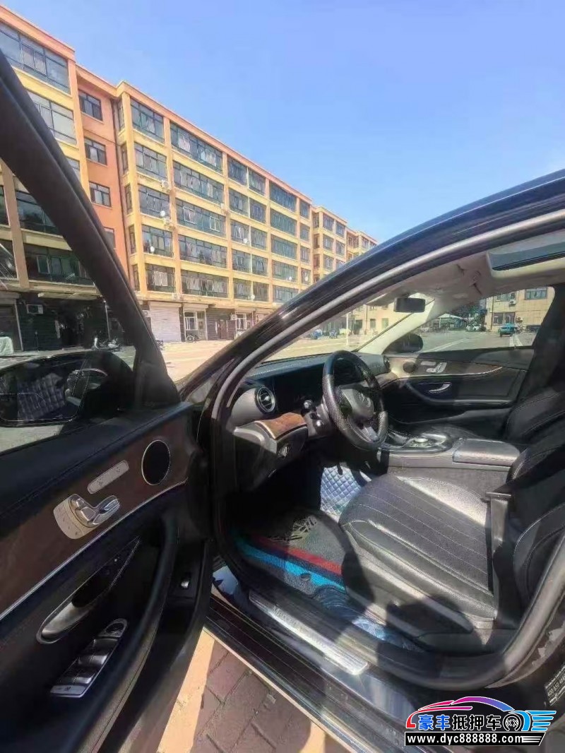 16年奔驰E轿车抵押车出售