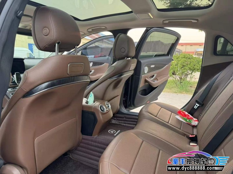 18年奔驰E轿车抵押车出售