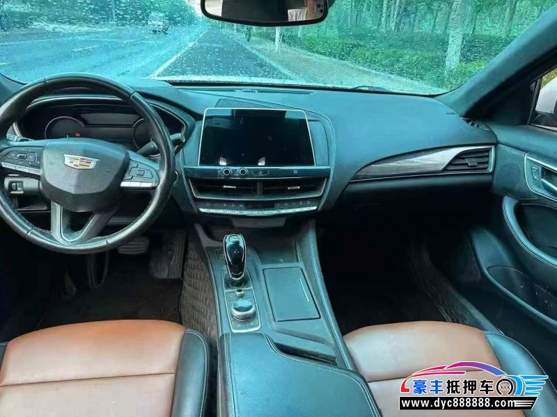 20年凯迪拉克XT5轿车抵押车出售