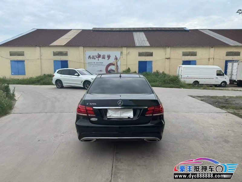 16年奔驰E轿车抵押车出售