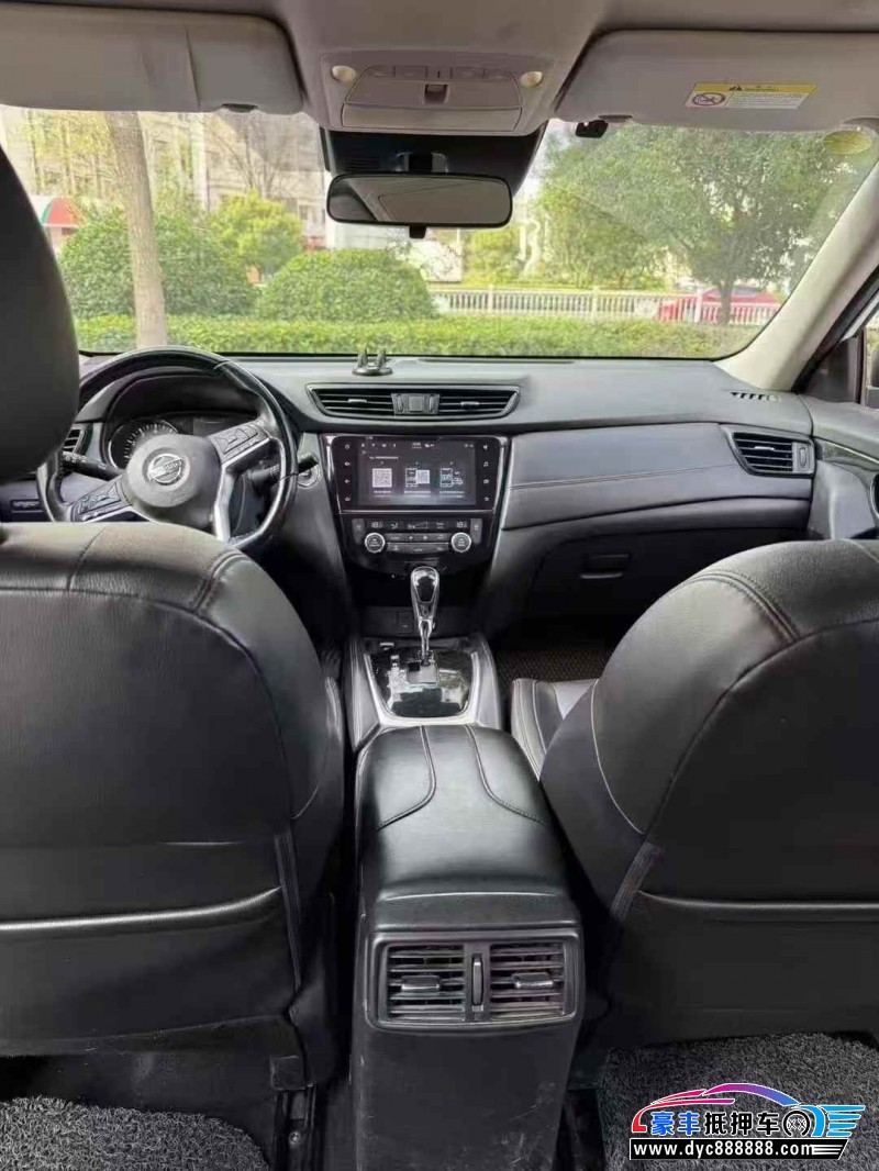 21年日产奇骏轿车抵押车出售