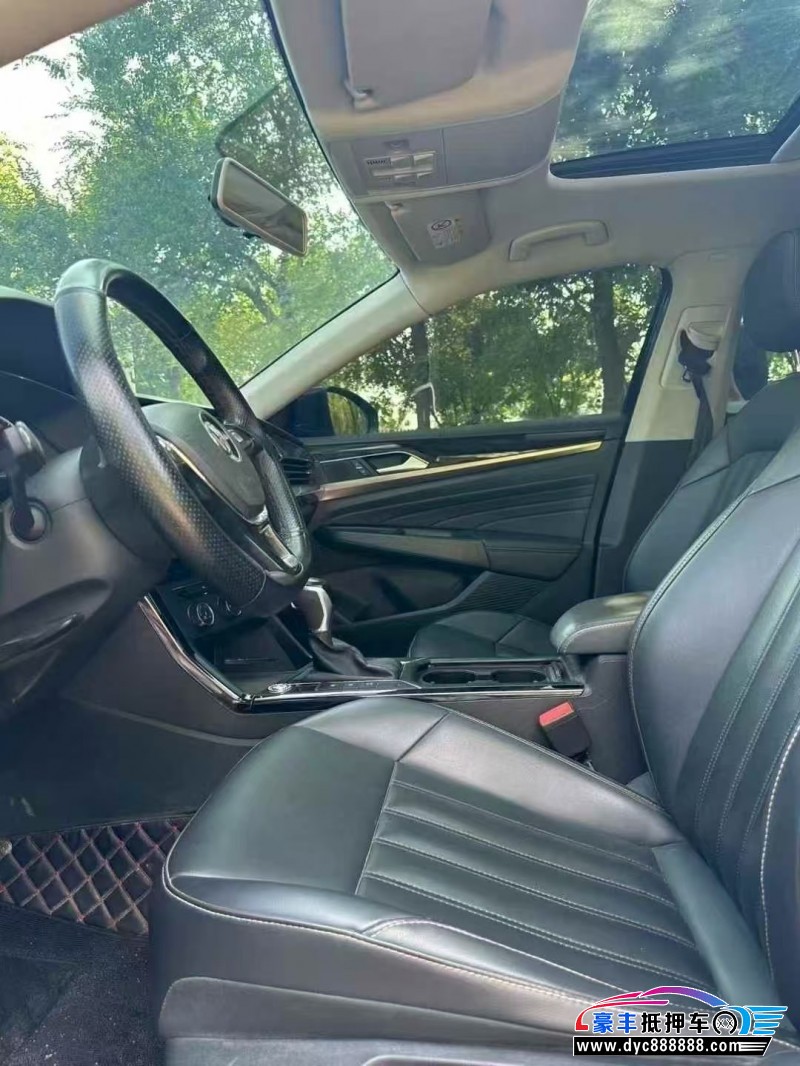 20年大众帕萨特轿车抵押车出售