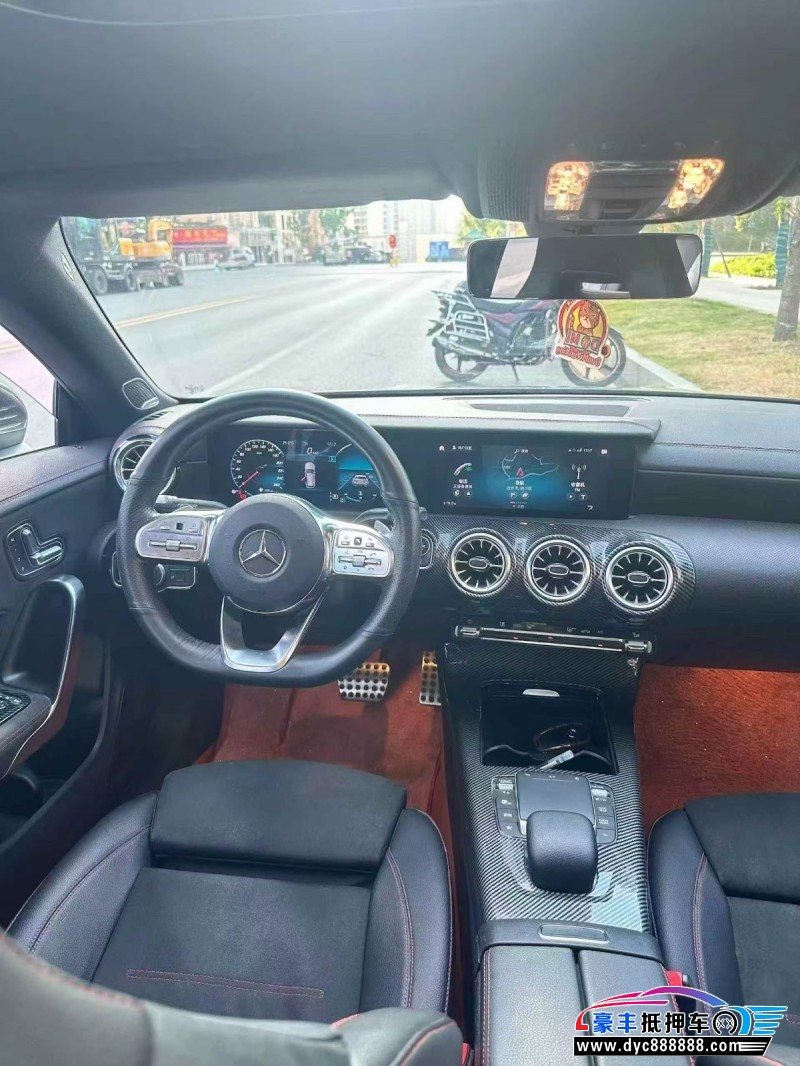 21年奔驰CLA轿车抵押车出售