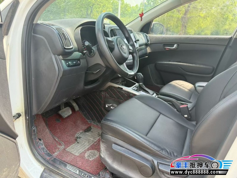 15年起亚KX3轿车抵押车出售