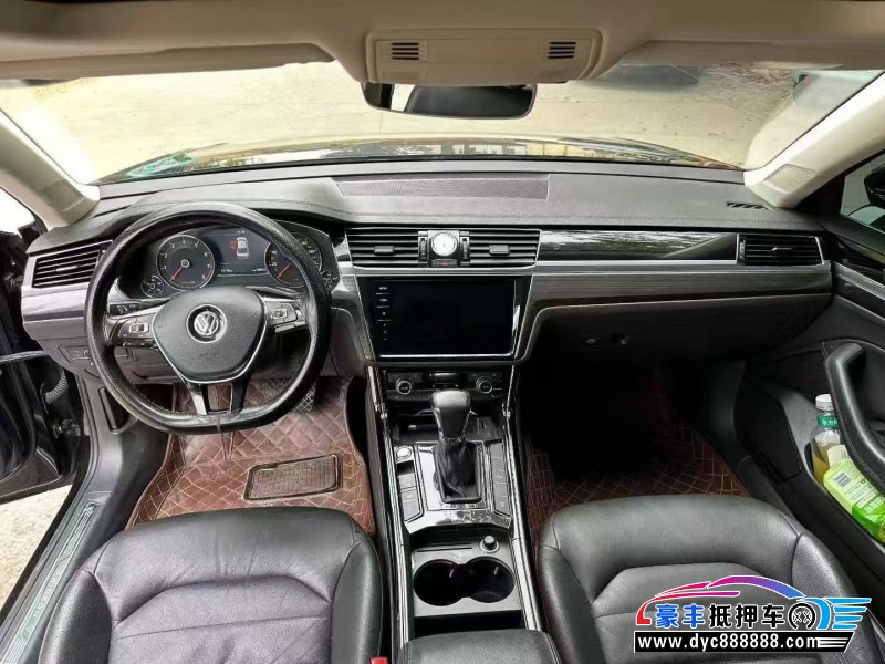 19年大众辉昂轿车抵押车出售