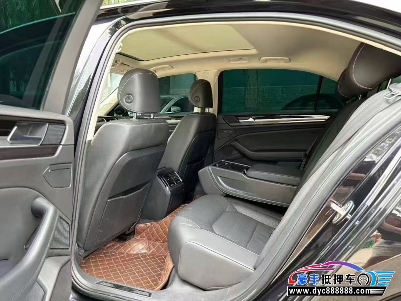 19年大众辉昂轿车抵押车出售