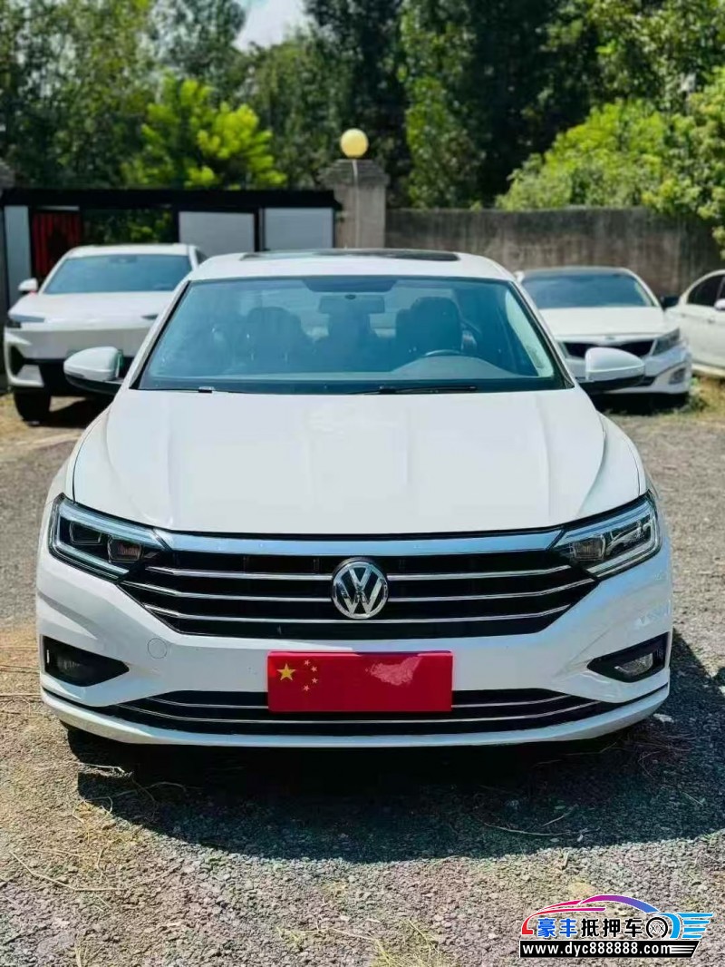 21年大众速腾轿车抵押车出售