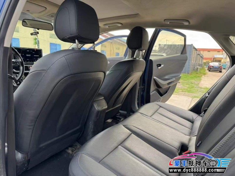 19年现代菲斯塔轿车抵押车出售