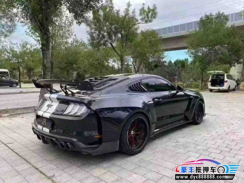 19年福特野马轿车抵押车出售