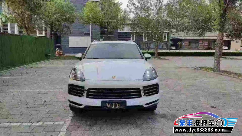 18年保时捷卡宴SUV抵押车出售