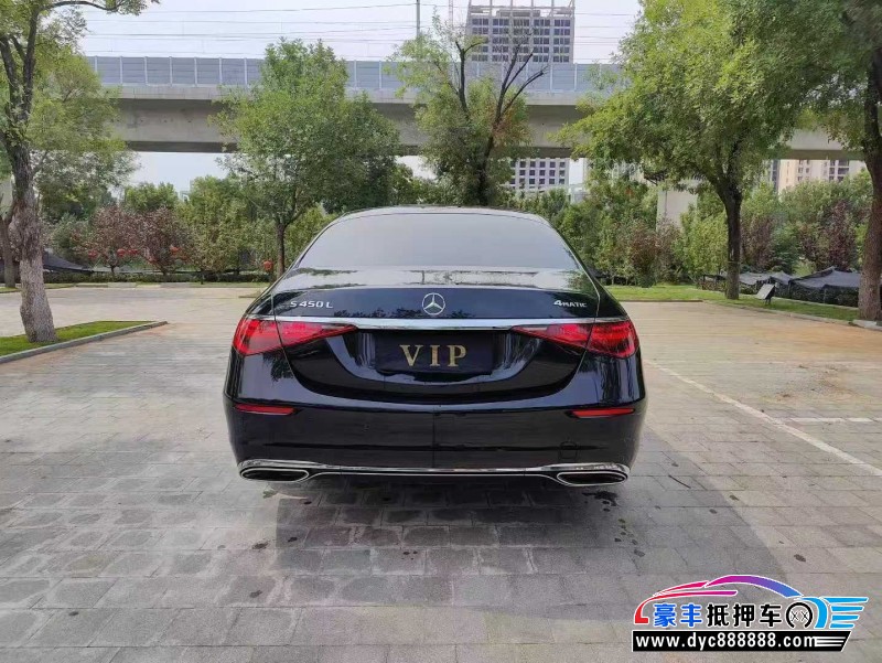 22年奔驰S轿车抵押车出售