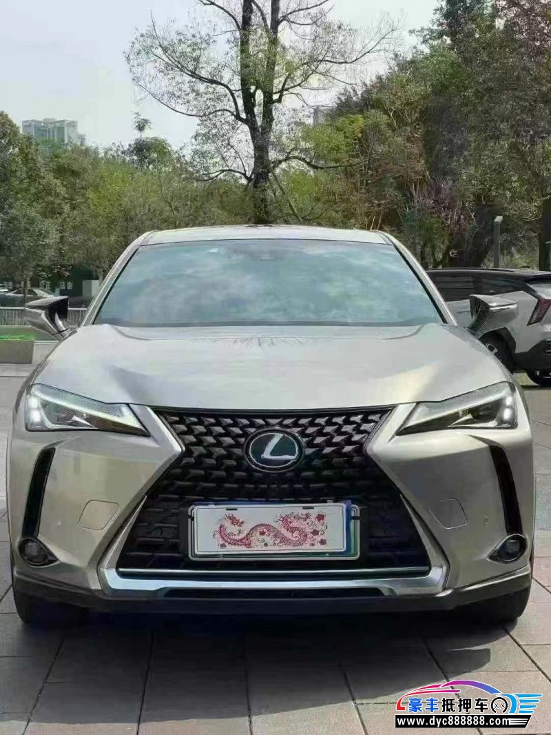 21年雷克萨斯ux300轿车抵押车出售