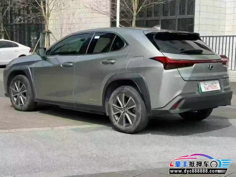 21年雷克萨斯ux300轿车抵押车出售