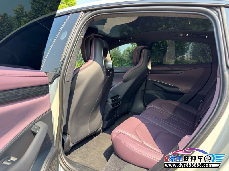 25年小米SU7SUV抵押车出售