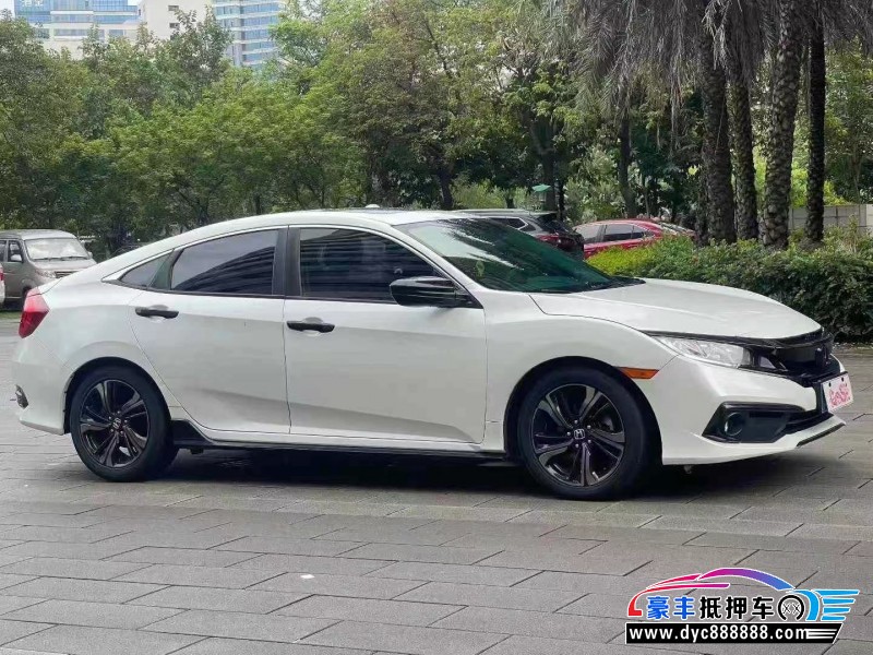 19年本田思域轿车抵押车出售