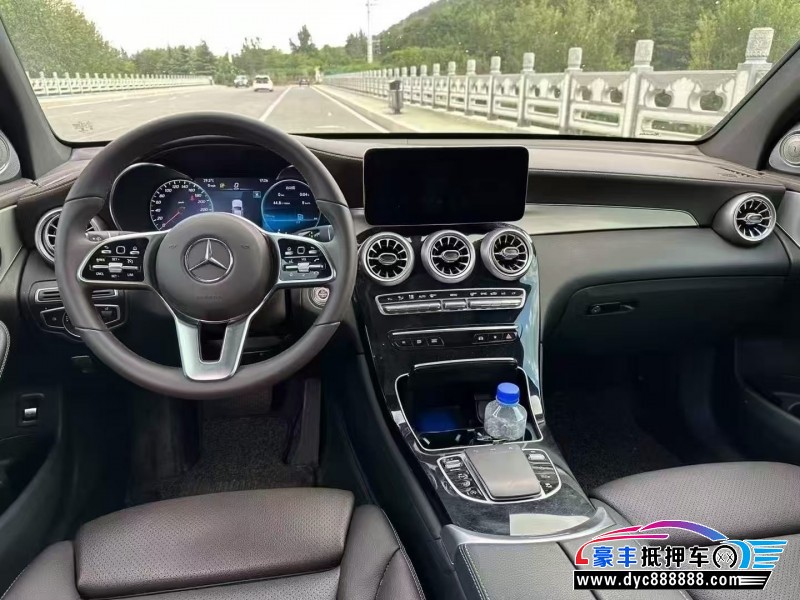 22年奔驰GLC轿车抵押车出售