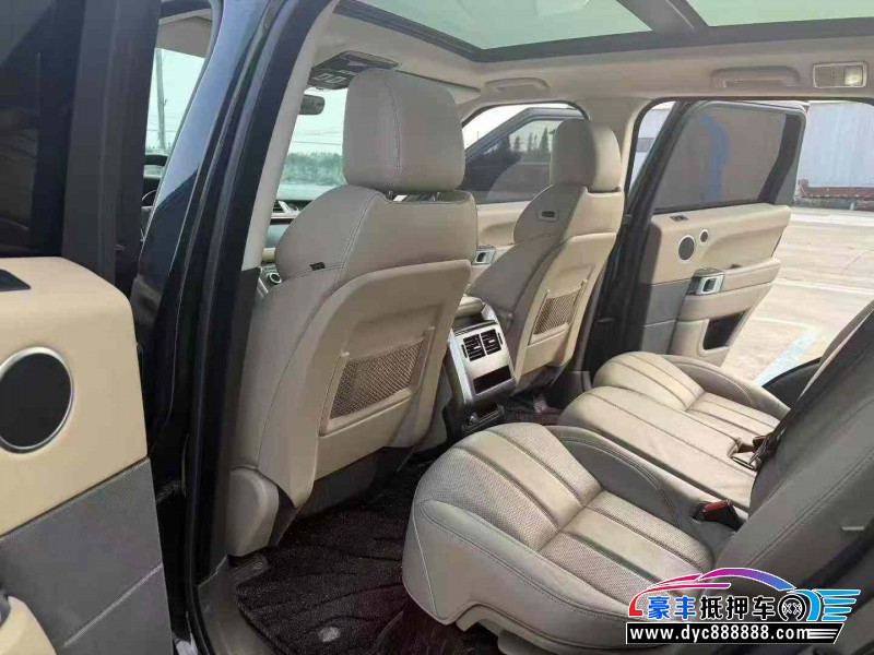 17年路虎揽胜运动版轿车抵押车出售