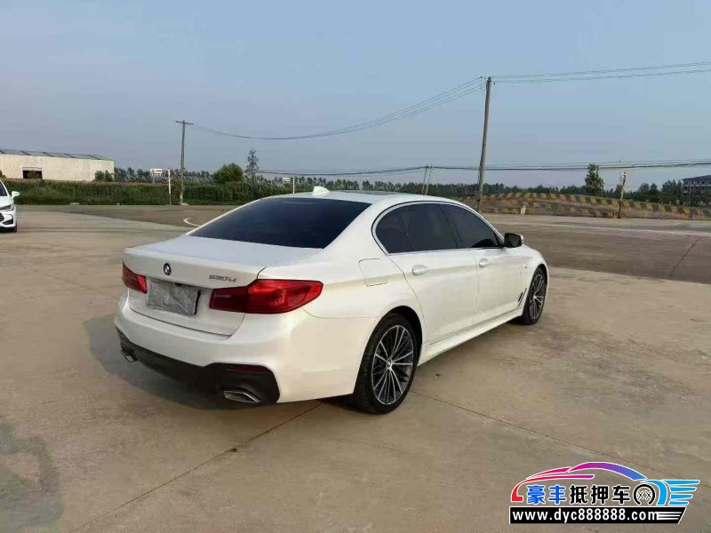 20年宝马5系轿车抵押车出售